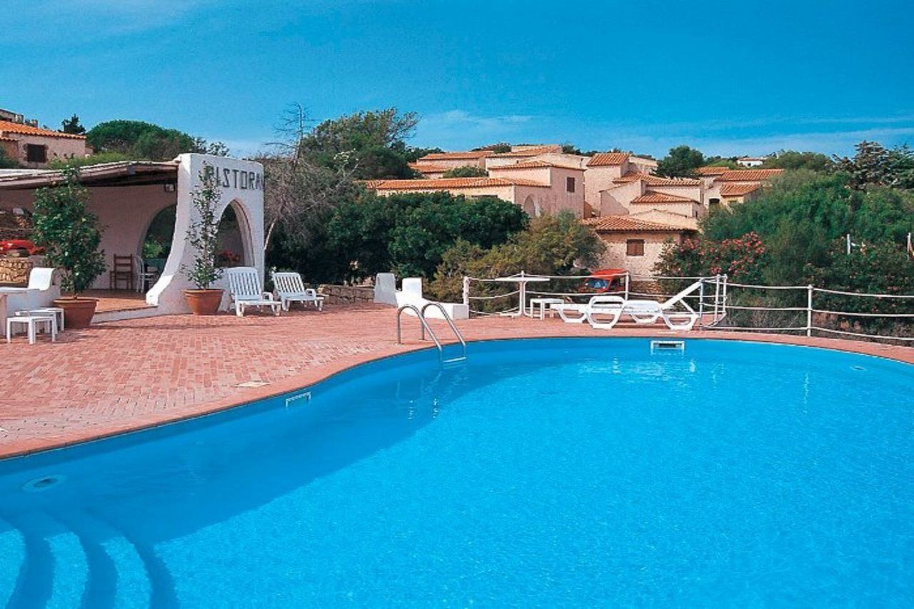 ホテルAltura Sardinia Island エクステリア 写真